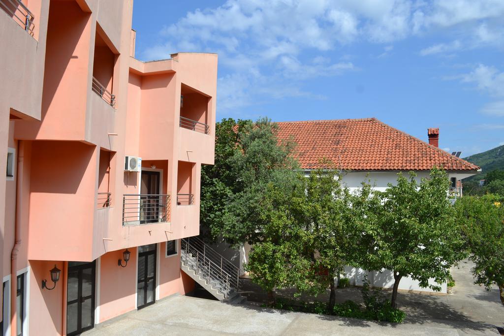 Guesthouse Orlovic Budva Exterior foto