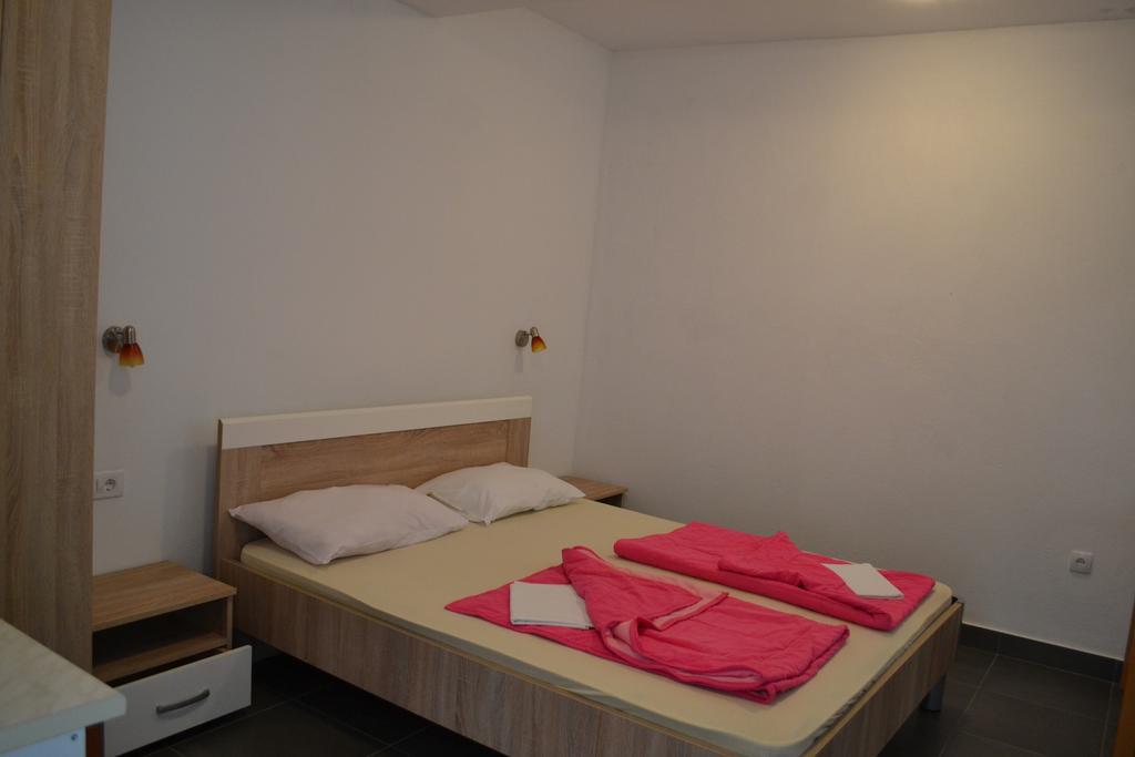 Guesthouse Orlovic Budva Exterior foto