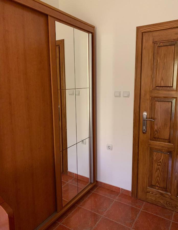Guesthouse Orlovic Budva Exterior foto